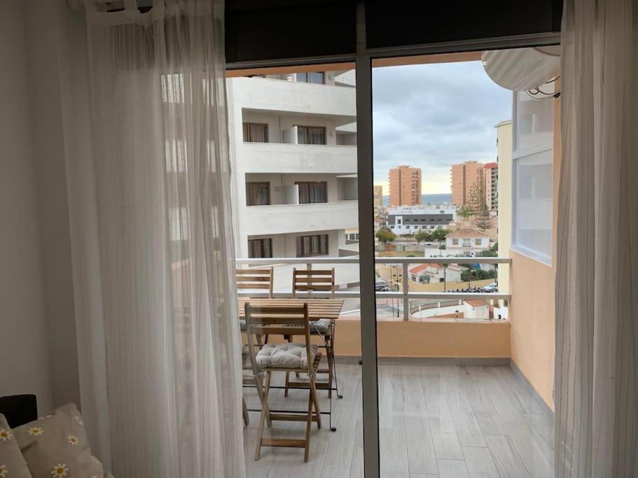 Apartamento Con Encanto Y Piscina Фуэнхирола Экстерьер фото